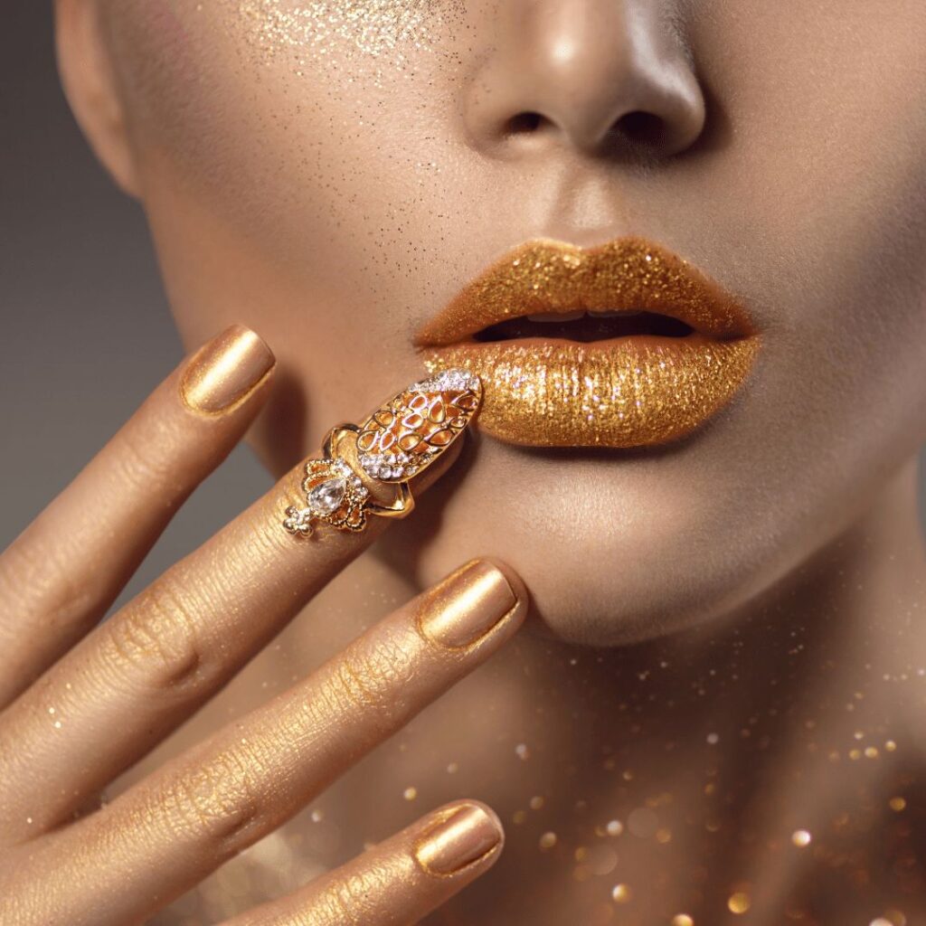 Big metallic embellishment on natural nails