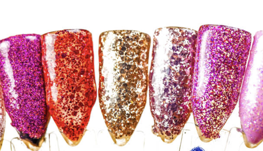 Glitters mixed in sculpting gel