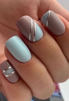 Striping tape nail art